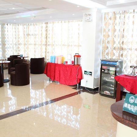 GreenTree Inn Dalian Airport New District Xinzhaizi Express Hotel Buitenkant foto