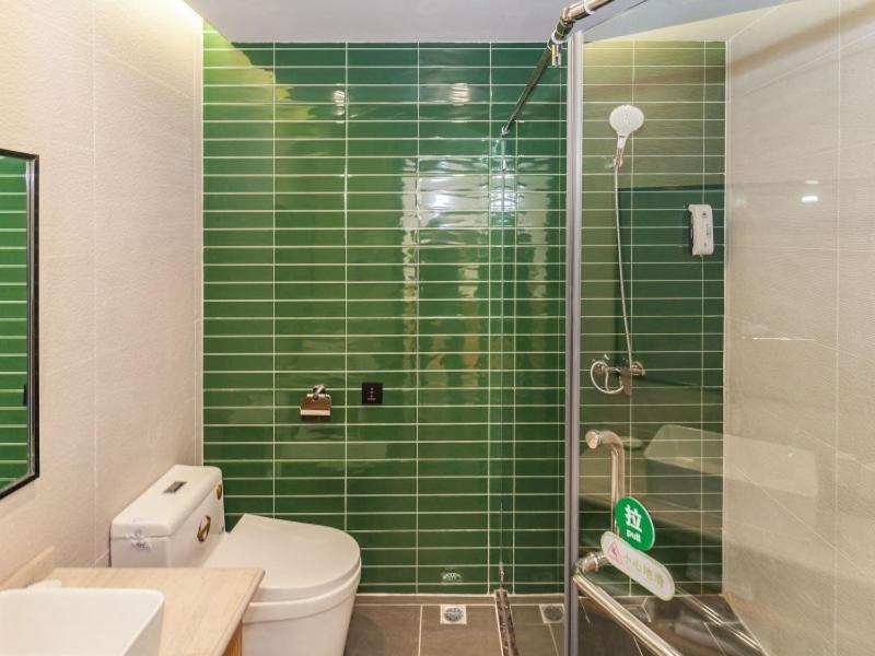 GreenTree Inn Dalian Airport New District Xinzhaizi Express Hotel Buitenkant foto