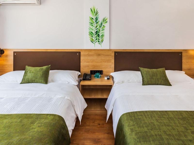 GreenTree Inn Dalian Airport New District Xinzhaizi Express Hotel Buitenkant foto