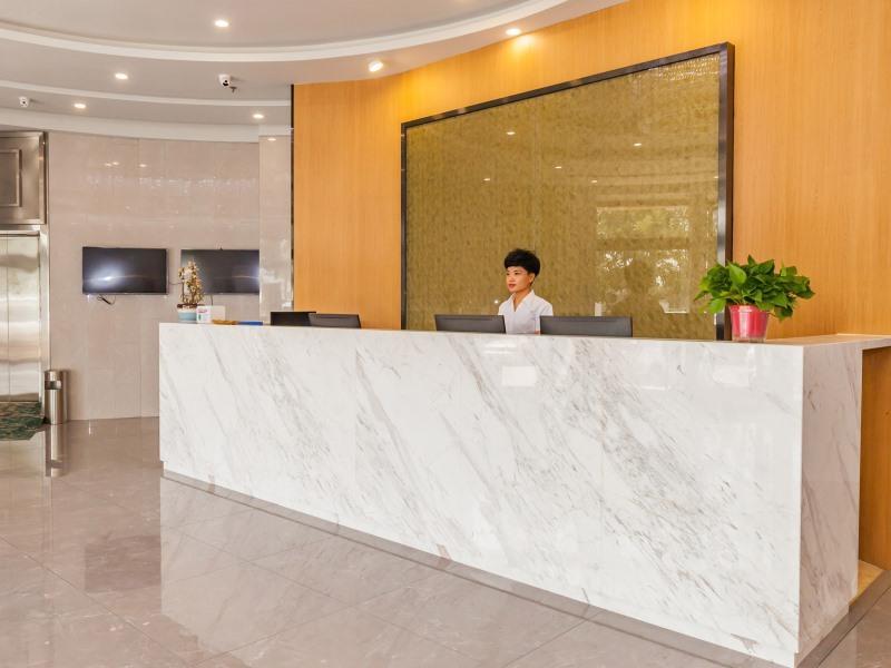 GreenTree Inn Dalian Airport New District Xinzhaizi Express Hotel Buitenkant foto